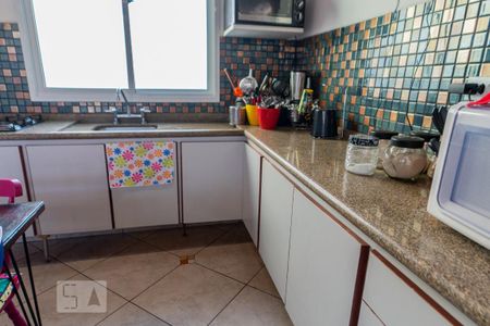 Casa de condomínio à venda com 165m², 3 quartos e 2 vagas Casa de condomínio à venda com 165m², 3 quartos e 2 vagasVaranda Gourmet/Churrasqueira