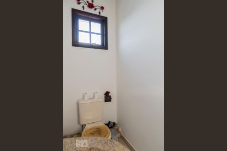 Casa de condomínio à venda com 165m², 3 quartos e 2 vagas Casa de condomínio à venda com 165m², 3 quartos e 2 vagasLavabo