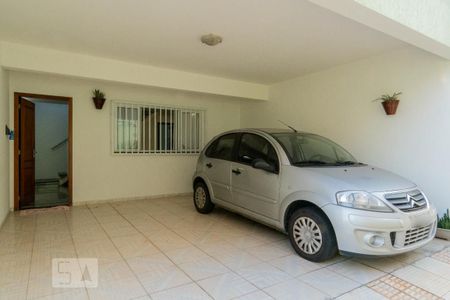 Casa de condomínio à venda com 165m², 3 quartos e 2 vagas Casa de condomínio à venda com 165m², 3 quartos e 2 vagasGaragem
