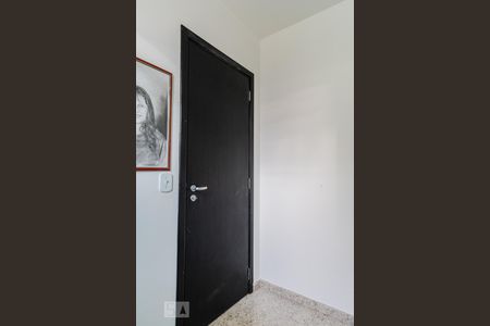 Casa de condomínio à venda com 165m², 3 quartos e 2 vagas Casa de condomínio à venda com 165m², 3 quartos e 2 vagasBanheiro da Suite