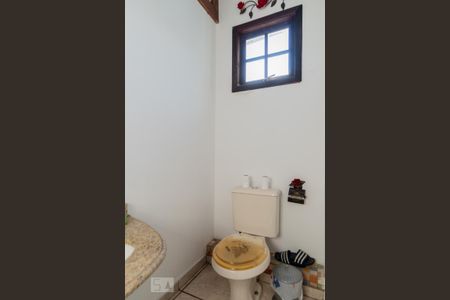 Casa de condomínio à venda com 165m², 3 quartos e 2 vagas Casa de condomínio à venda com 165m², 3 quartos e 2 vagasLavabo