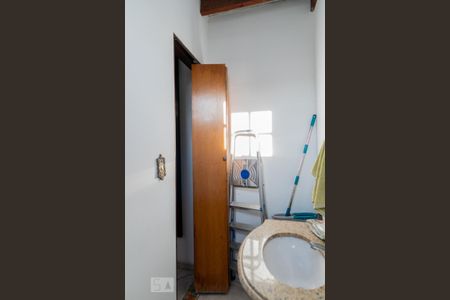 Casa de condomínio à venda com 165m², 3 quartos e 2 vagas Casa de condomínio à venda com 165m², 3 quartos e 2 vagasLavabo