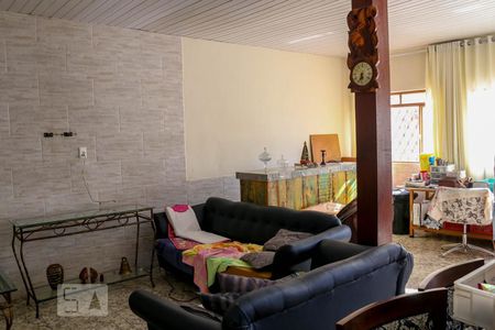 Sala de casa à venda com 3 quartos, 140m² em Alto Caiçaras, Belo Horizonte