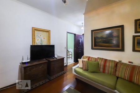 Sala de casa para alugar com 4 quartos, 250m² em Demarchi, São Bernardo do Campo