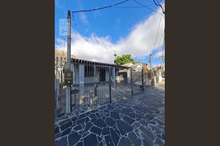 FACHADA de casa para alugar com 3 quartos, 101m² em Santa Maria Goretti, Porto Alegre