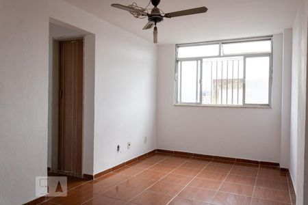 Sala de apartamento para alugar com 2 quartos, 60m² em Campo Grande, Rio de Janeiro