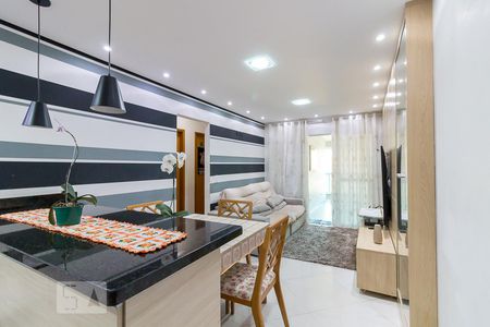 Sala de apartamento à venda com 3 quartos, 78m² em Vila Galvão, Guarulhos