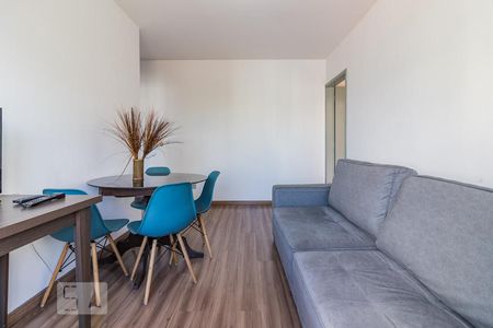 Sala de apartamento para alugar com 1 quarto, 55m² em Rio Branco, Porto Alegre