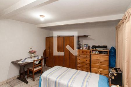 Suíte de casa à venda com 4 quartos, 192m² em Jardim Andarai, São Paulo