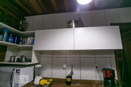 Detalhe de casa à venda com 2 quartos, 127m² em Teresópolis, Porto Alegre