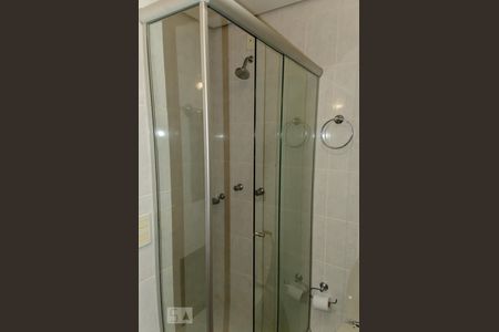 Apartamento à venda com 201m², 3 quartos e 2 vagas Apartamento à venda com 201m², 3 quartos e 2 vagasBanheiro da Suíte 3