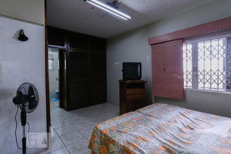 Suíte 2 de casa para alugar com 4 quartos, 520m² em Lapa, São Paulo