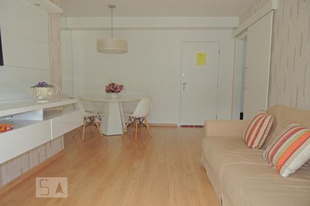 Sala de apartamento para alugar com 2 quartos, 63m² em Camorim, Rio de Janeiro