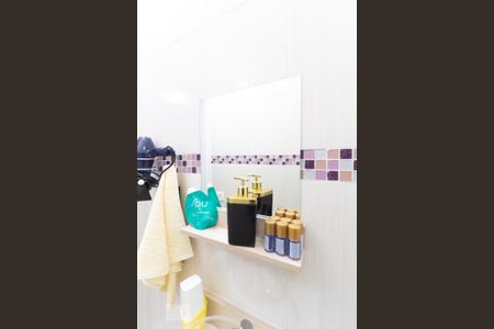 Casa à venda com 250m², 3 quartos e 3 vagas Casa à venda com 250m², 3 quartos e 3 vagasBanheiro 2