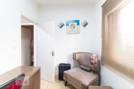 Casa à venda com 250m², 3 quartos e 3 vagas Casa à venda com 250m², 3 quartos e 3 vagasQuarto 2