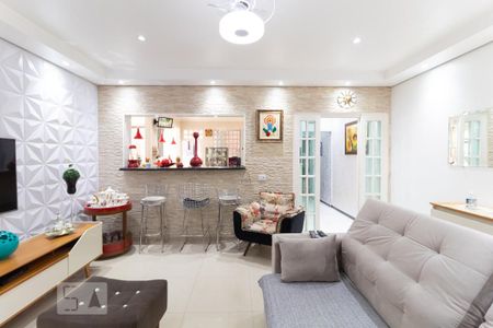 Casa à venda com 250m², 3 quartos e 3 vagas Casa à venda com 250m², 3 quartos e 3 vagasSala 2