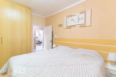 Casa à venda com 250m², 3 quartos e 3 vagas Casa à venda com 250m², 3 quartos e 3 vagasQuarto 1