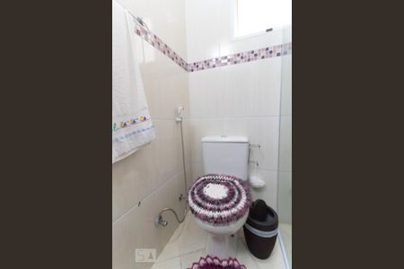 Casa à venda com 250m², 3 quartos e 3 vagas Casa à venda com 250m², 3 quartos e 3 vagasBanheiro da Suíte