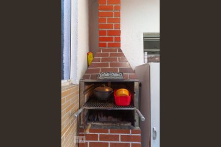 Casa à venda com 250m², 3 quartos e 3 vagas Casa à venda com 250m², 3 quartos e 3 vagasChurrasqueira