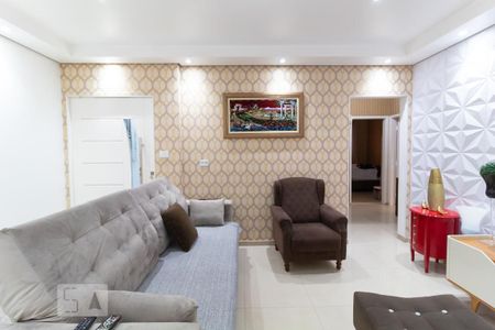 Casa à venda com 250m², 3 quartos e 3 vagas Casa à venda com 250m², 3 quartos e 3 vagasSala 2