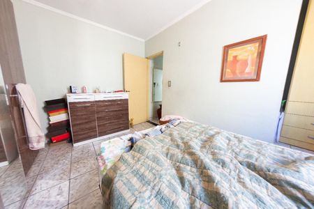 Quarto 1 de casa à venda com 3 quartos, 180m² em Parque Peruche, São Paulo