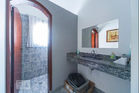 Lavabo de casa para alugar com 3 quartos, 100m² em Jardim Utinga, Santo André