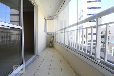 Varanda de apartamento à venda com 3 quartos, 75m² em Centro, Osasco