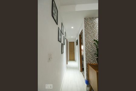 Corredor de apartamento à venda com 2 quartos, 64m² em Vila Aurora (zona Norte), São Paulo