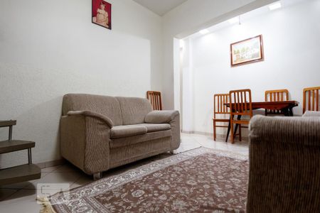 Casa à venda com 300m², 4 quartos e 2 vagas Casa à venda com 300m², 4 quartos e 2 vagasSala 2