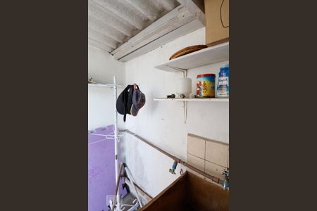 Casa à venda com 300m², 4 quartos e 2 vagas Casa à venda com 300m², 4 quartos e 2 vagasÁrea de Serviço 1