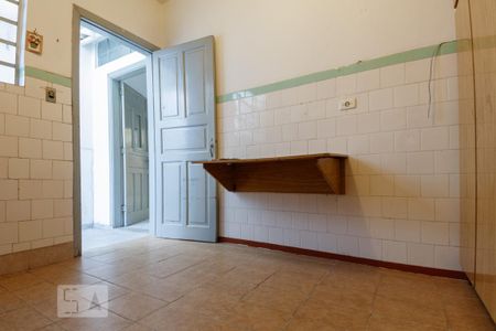 Casa à venda com 300m², 4 quartos e 2 vagas Casa à venda com 300m², 4 quartos e 2 vagasCozinha 1