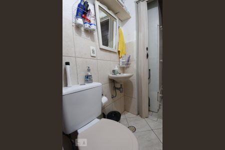 Casa à venda com 300m², 4 quartos e 2 vagas Casa à venda com 300m², 4 quartos e 2 vagasBanheiro da Suíte 2