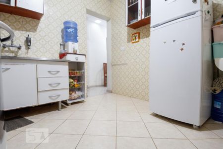 Casa à venda com 300m², 4 quartos e 2 vagas Casa à venda com 300m², 4 quartos e 2 vagasCozinha 2