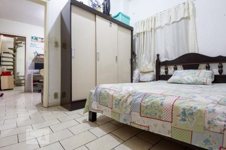 Casa à venda com 300m², 4 quartos e 2 vagas Casa à venda com 300m², 4 quartos e 2 vagasSuíte 2