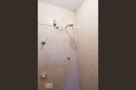 Casa à venda com 300m², 4 quartos e 2 vagas Casa à venda com 300m², 4 quartos e 2 vagasBanheiro 2