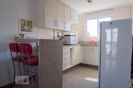 Cozinha de casa à venda com 3 quartos, 180m² em Tristeza, Porto Alegre