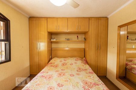 Casa à venda com 211m², 3 quartos e 5 vagas Casa à venda com 211m², 3 quartos e 5 vagasSuite