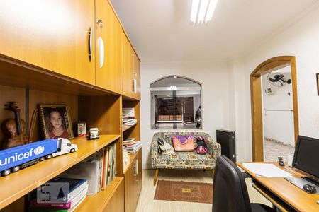 Casa à venda com 211m², 3 quartos e 5 vagas Casa à venda com 211m², 3 quartos e 5 vagasQuarto de Serviço