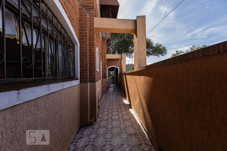 Casa à venda com 211m², 3 quartos e 5 vagas Casa à venda com 211m², 3 quartos e 5 vagasÁrea Externa