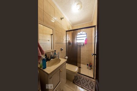 Casa à venda com 211m², 3 quartos e 5 vagas Casa à venda com 211m², 3 quartos e 5 vagasBanheiro Social