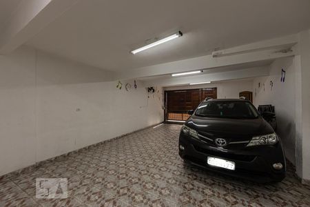 Casa à venda com 211m², 3 quartos e 5 vagas Casa à venda com 211m², 3 quartos e 5 vagasGaragem