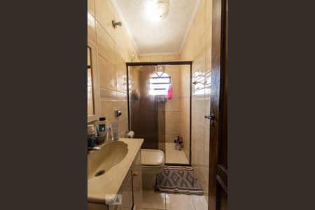 Casa à venda com 211m², 3 quartos e 5 vagas Casa à venda com 211m², 3 quartos e 5 vagasBanheiro Social