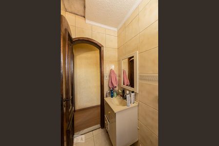 Casa à venda com 211m², 3 quartos e 5 vagas Casa à venda com 211m², 3 quartos e 5 vagasBanheiro Social