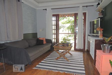 Sala de casa à venda com 3 quartos, 240m² em Curicica, Rio de Janeiro