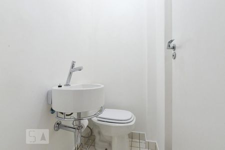 Lavabo de apartamento para alugar com 3 quartos, 99m² em Perdizes, São Paulo