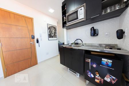 Sala/Cozinha de apartamento para alugar com 2 quartos, 57m² em Chora Menino, São Paulo