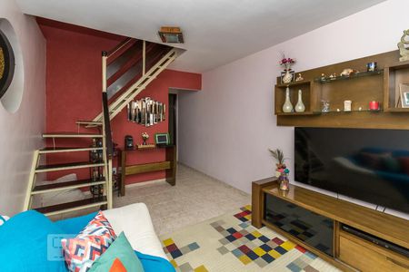 Sala de casa de condomínio à venda com 3 quartos, 190m² em Irajá, Rio de Janeiro