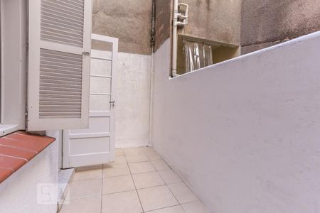 varanda de kitnet/studio para alugar com 1 quarto, 28m² em Floresta, Porto Alegre