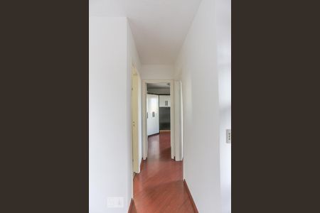 Corredor de apartamento à venda com 2 quartos, 47m² em Jardim Celeste, São Paulo