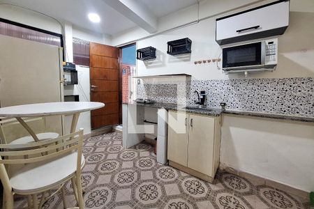 Cozinha de casa para alugar com 1 quarto, 35m² em Icaraí, Niterói